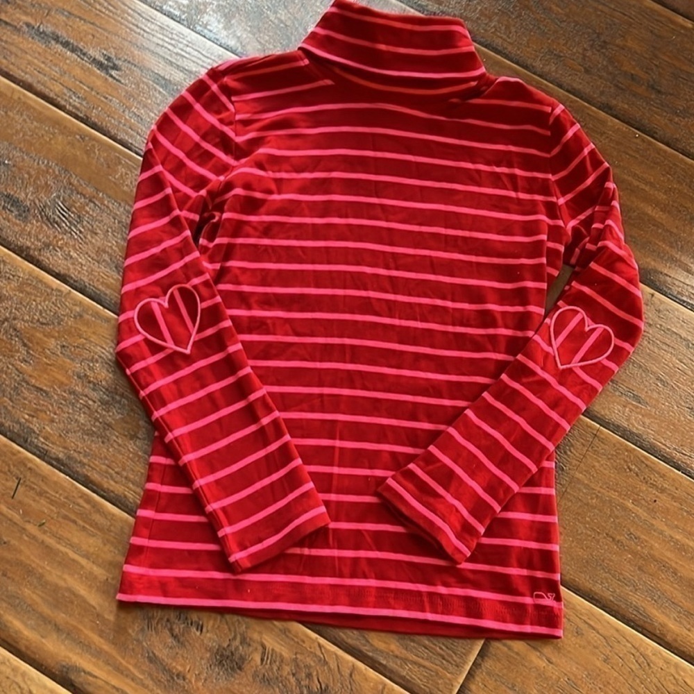 NWT Vineyard Vines turtle neck top, Size Large 14